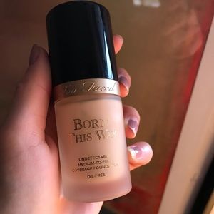 Too Faced Born This Way Foundation